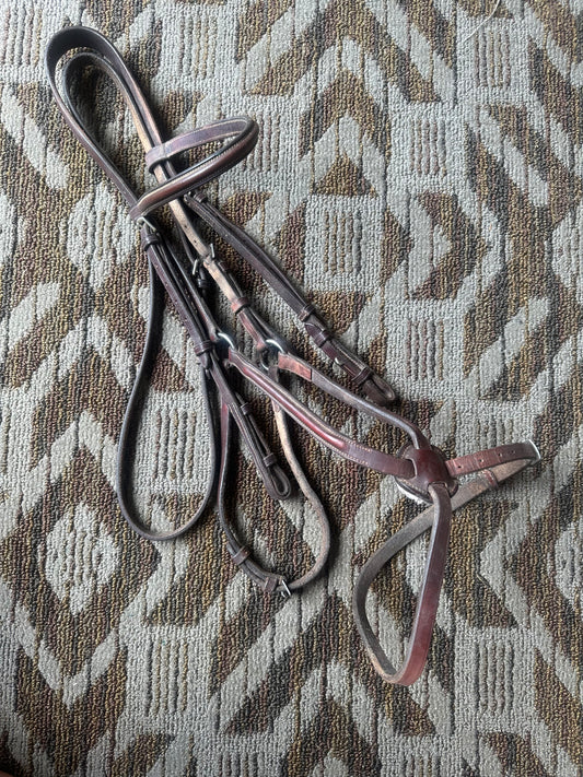 Bobby’s English Tack Figure 8 Bridle