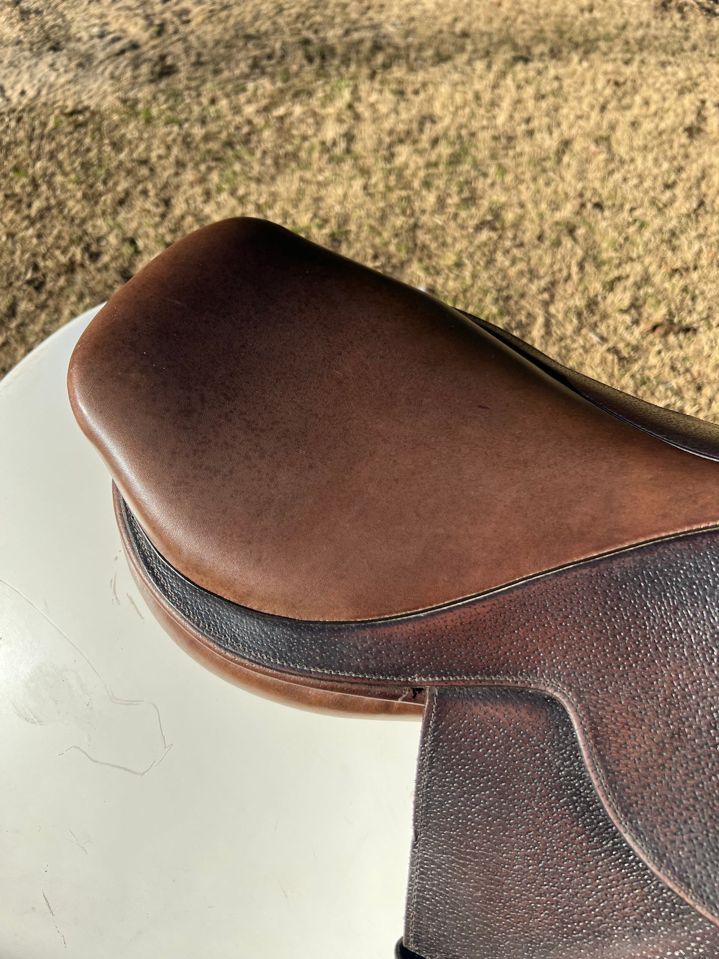 Campbell Close Contact Saddle