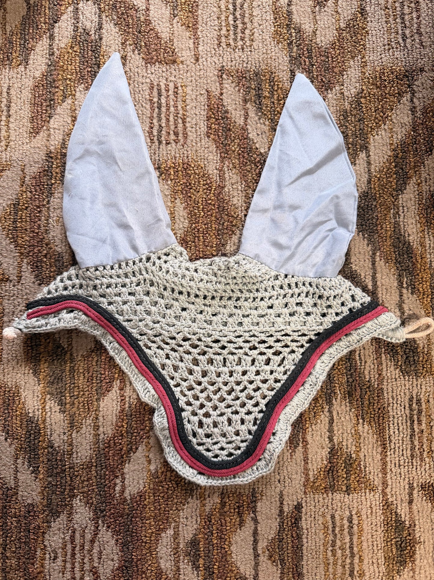 Gray Bonnet