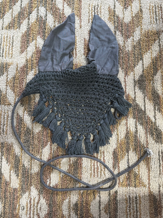 Black Tassel Bonnet