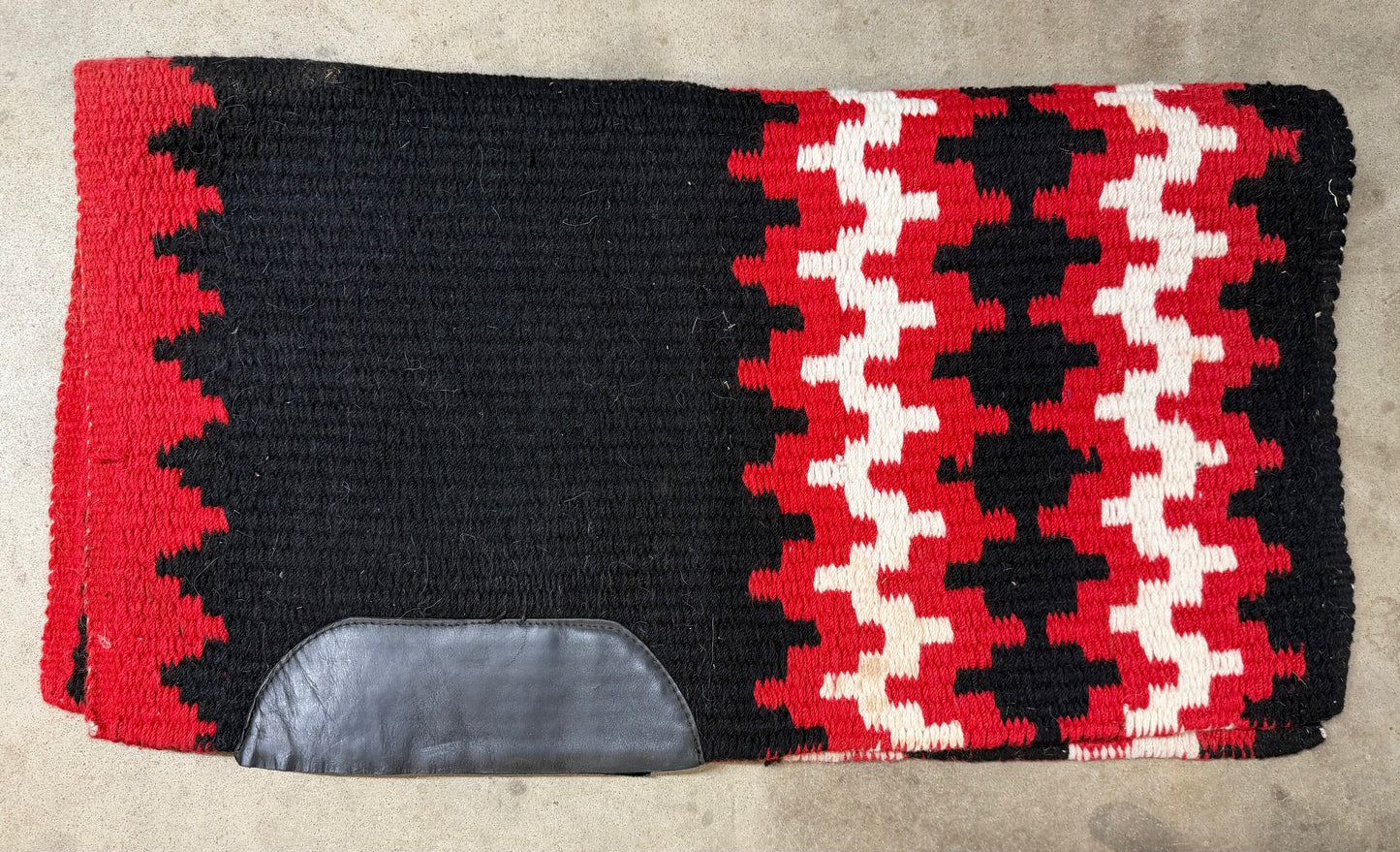 Black and Red Show Pad