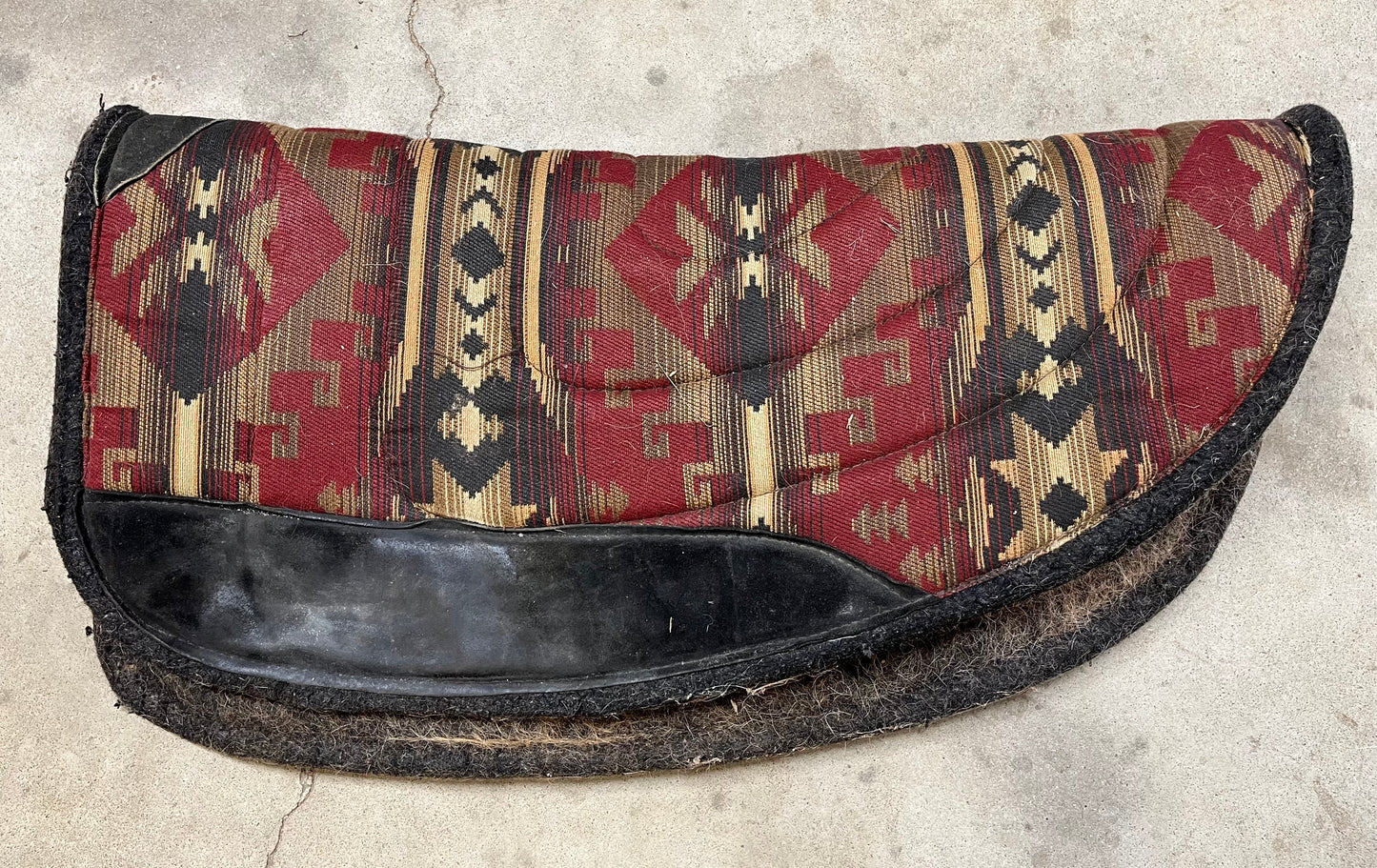 Diamond Wool Round Skirt Pad