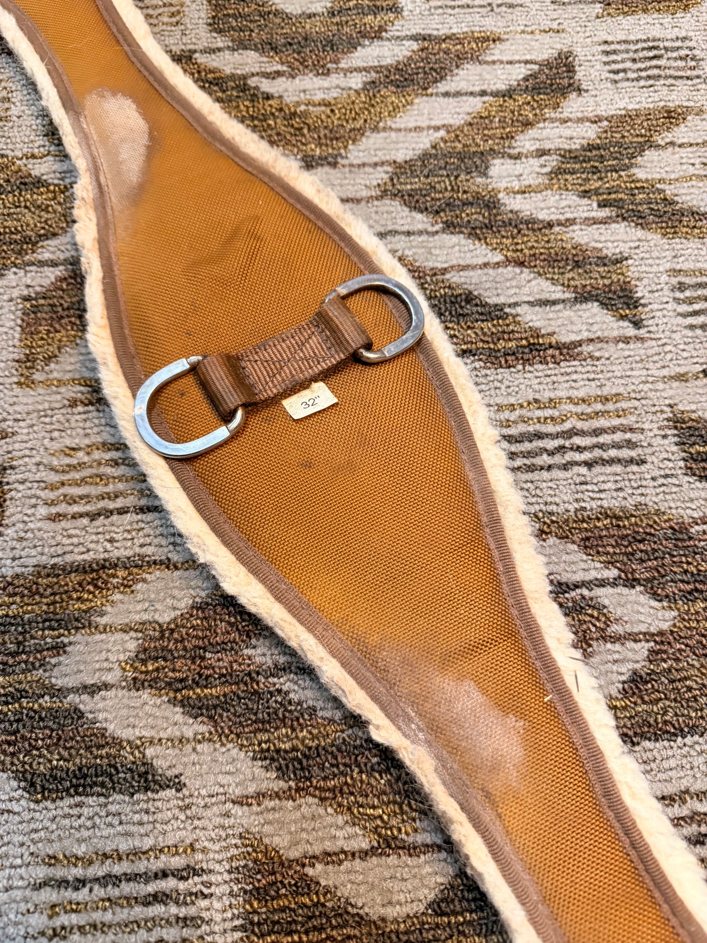 Mustang Contoured Fleece Cinch - 32”