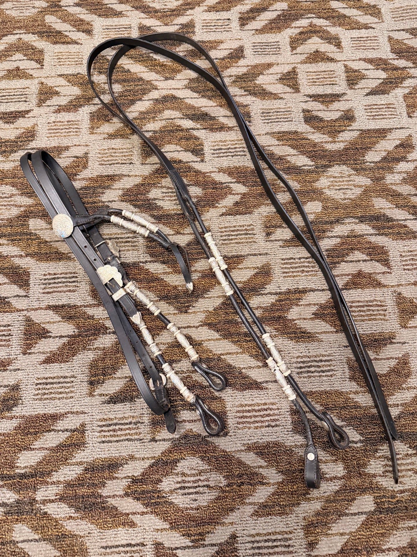 Black and Silver Rolled Show Headstall w/ Matching Reins