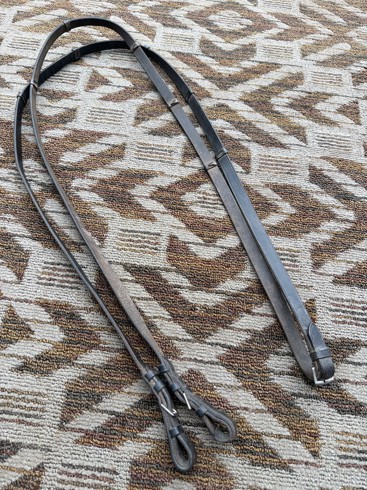 Black Reins w/ Hand Stops