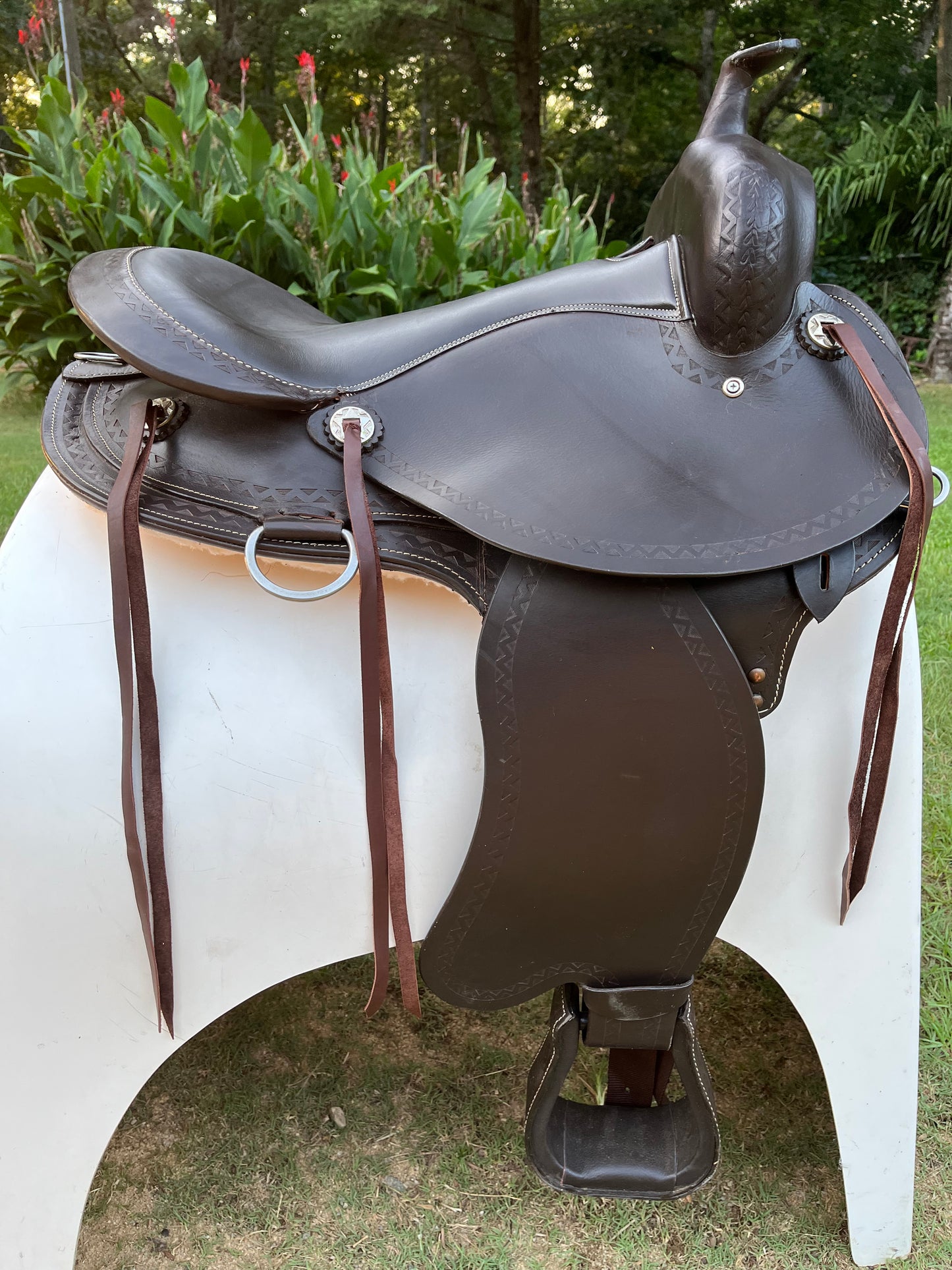 TN Saddlery Saddle