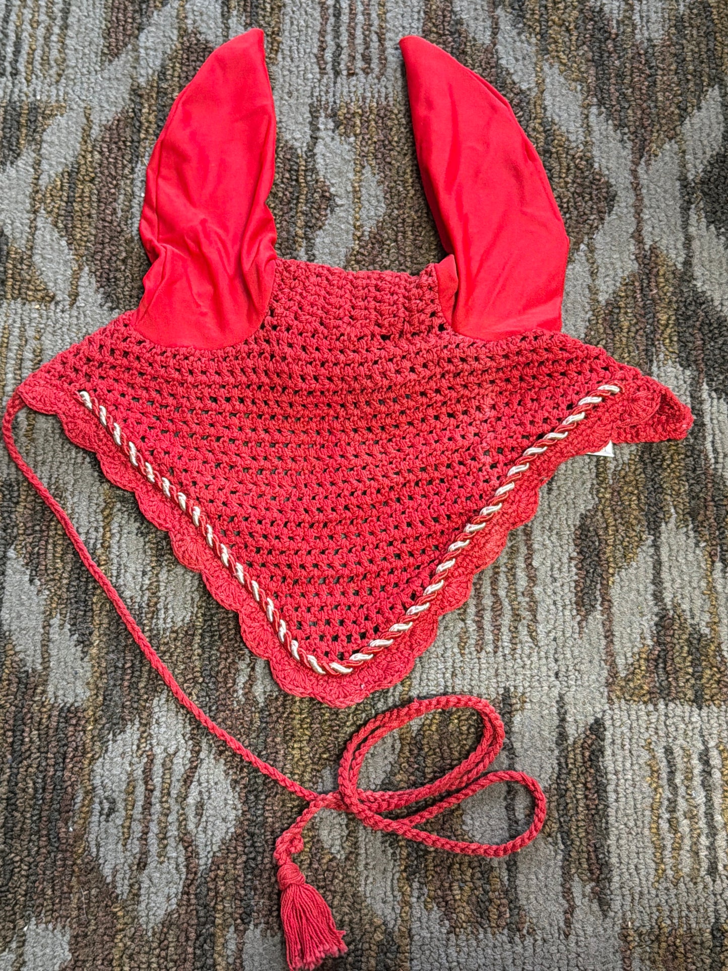 Red Bonnet w/ Piping