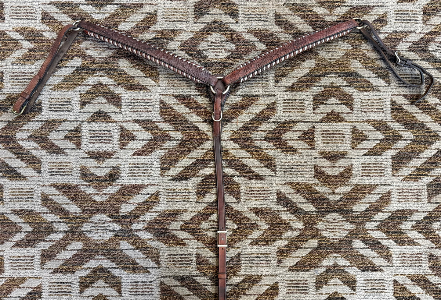 Silver Royal Vintage Breastcollar