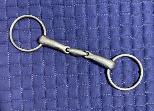 Loose Ring w/ Lozenge - 5.5”
