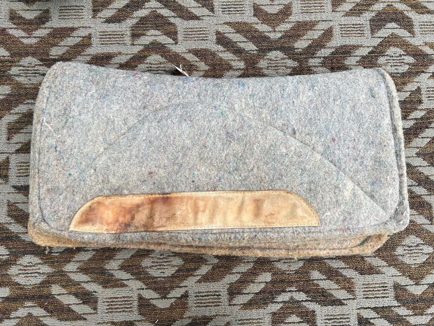 Extra Thick Western Felt Pad