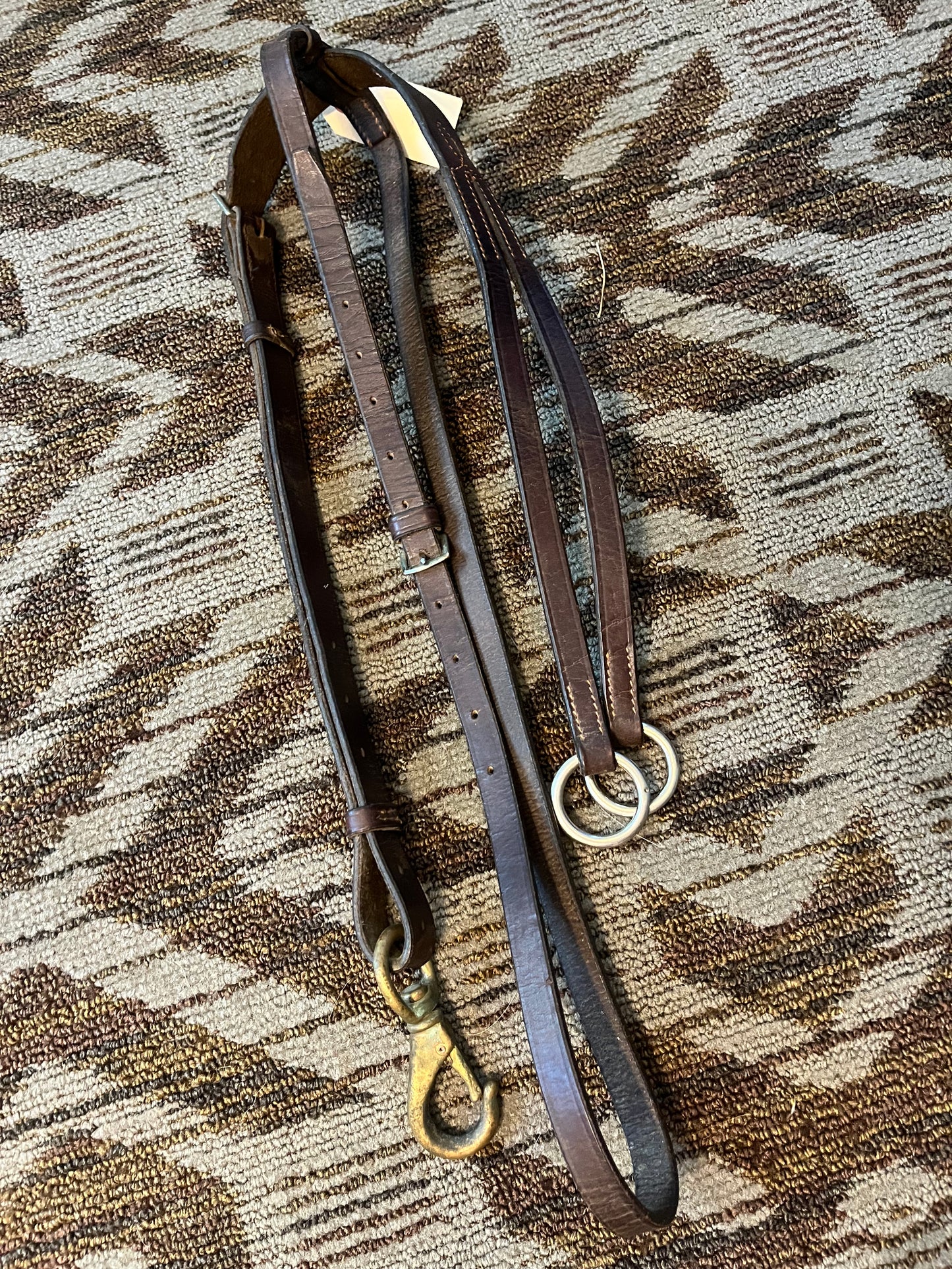 Flat Running Martingale