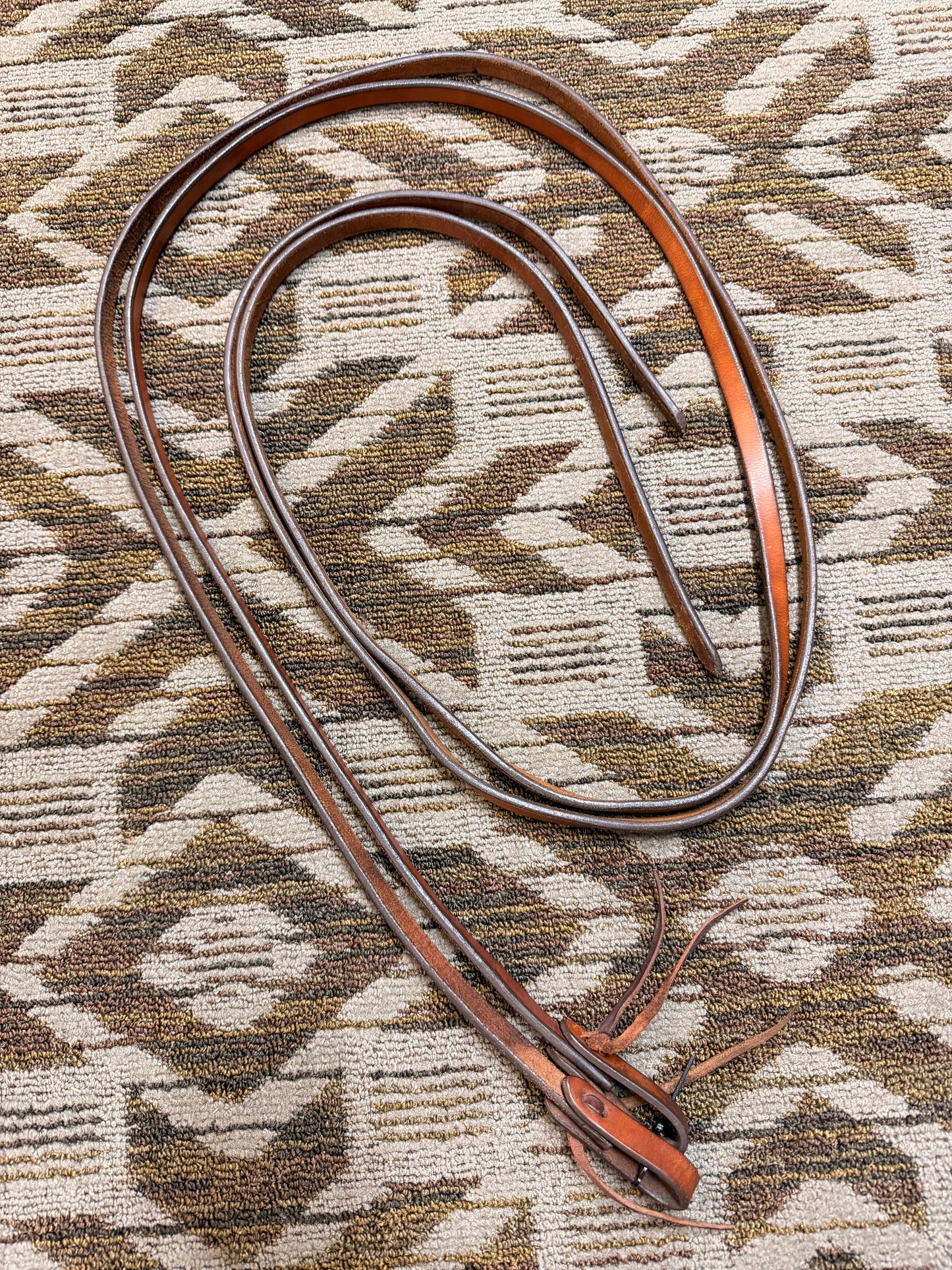 Medium Oil Split Reins