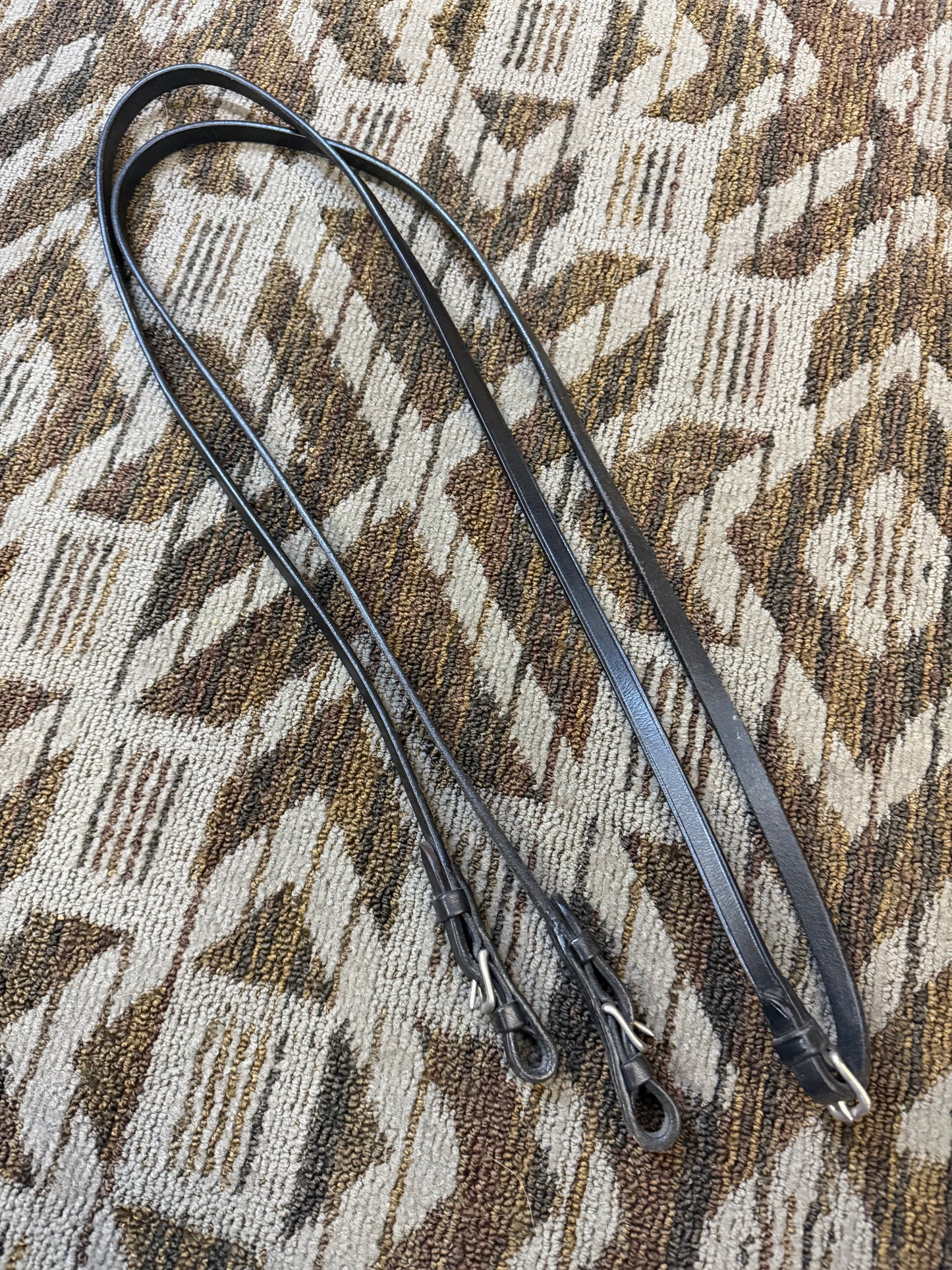 Black Flat Curb Reins