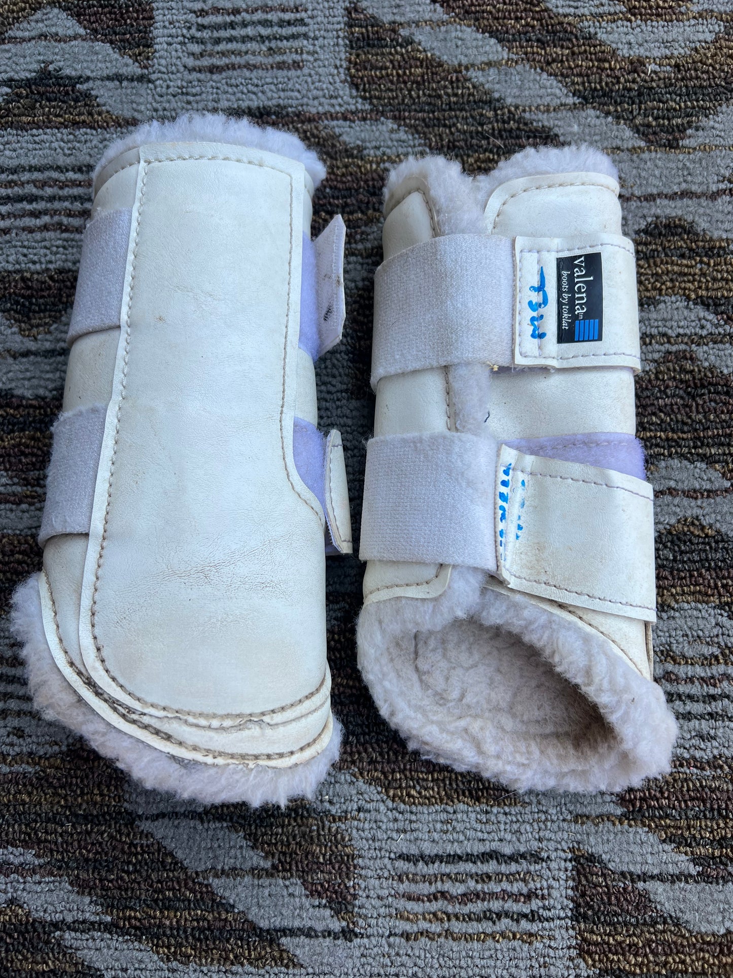 Valena Fleece Boots - M