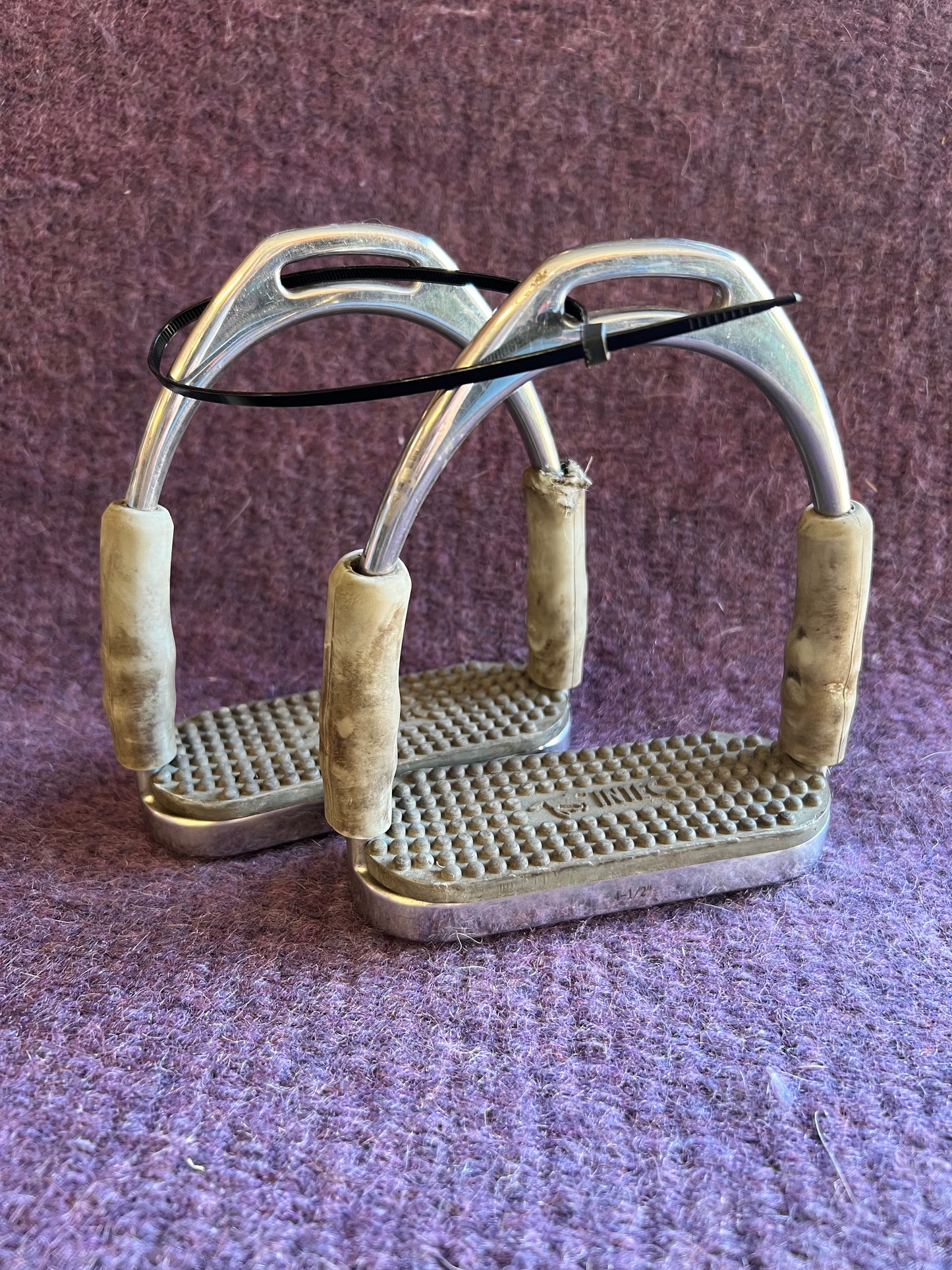 Intec Flex Stirrups