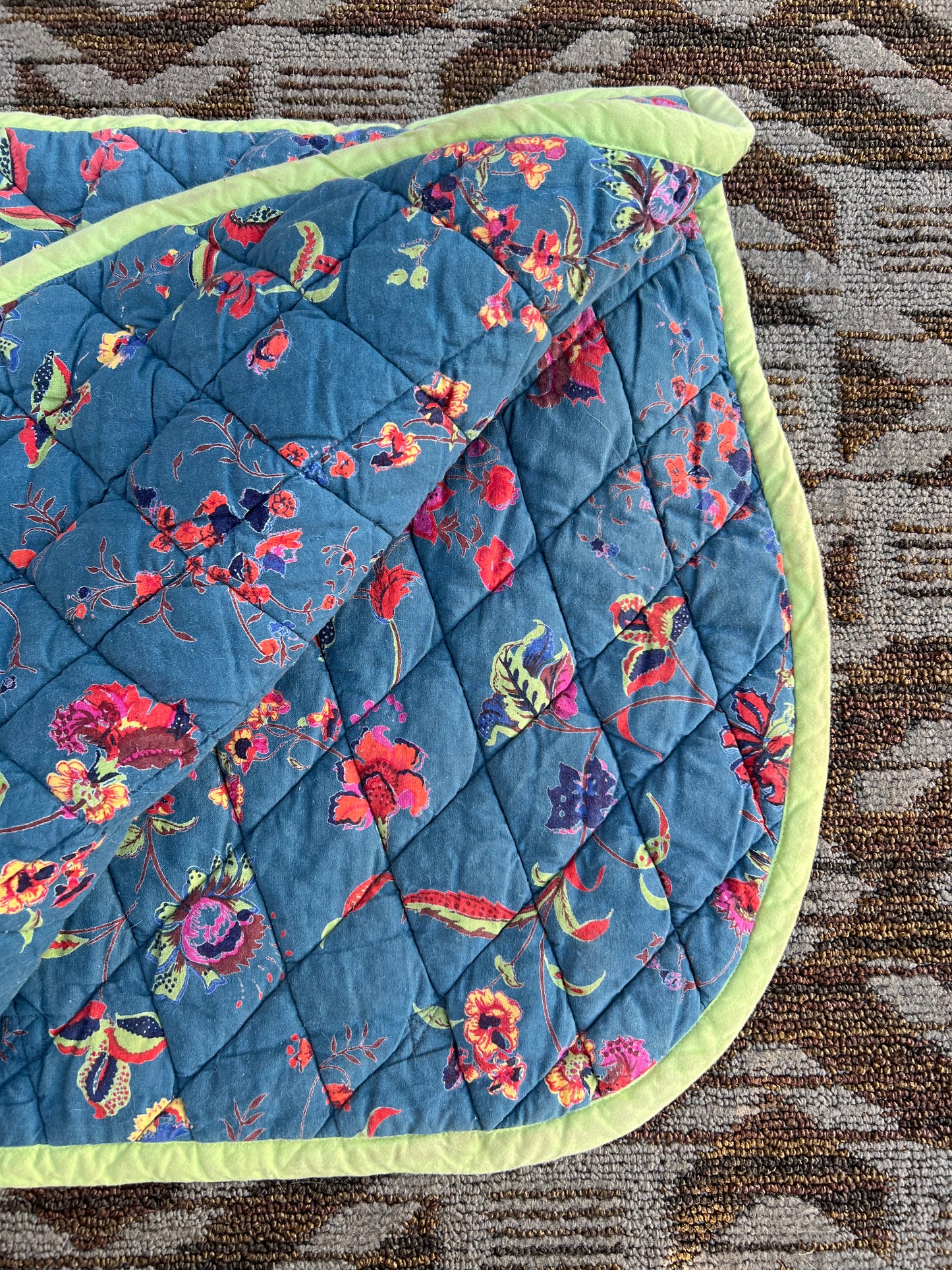 Floral Quilted AP Pad