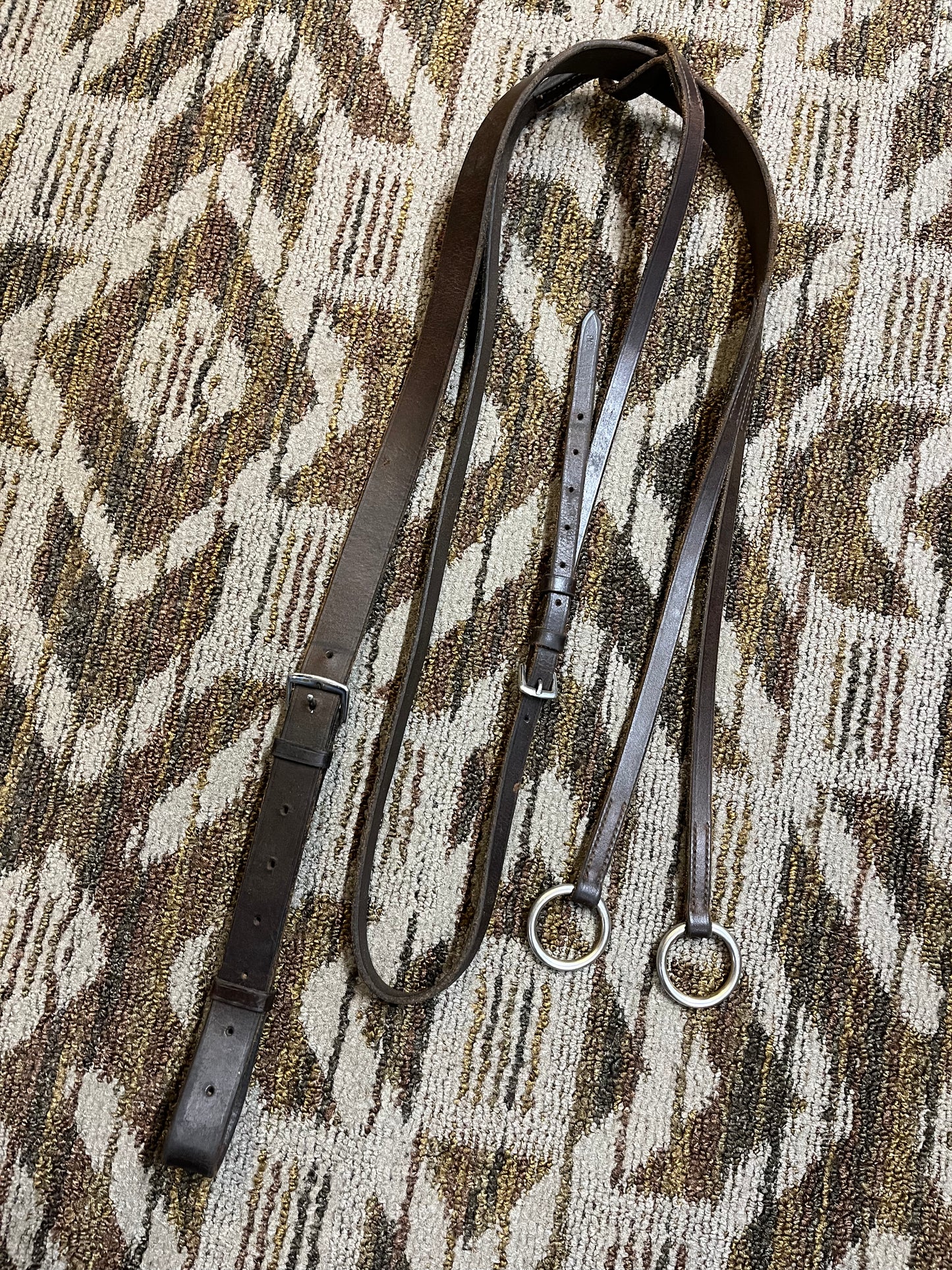 Flat Running Martingale