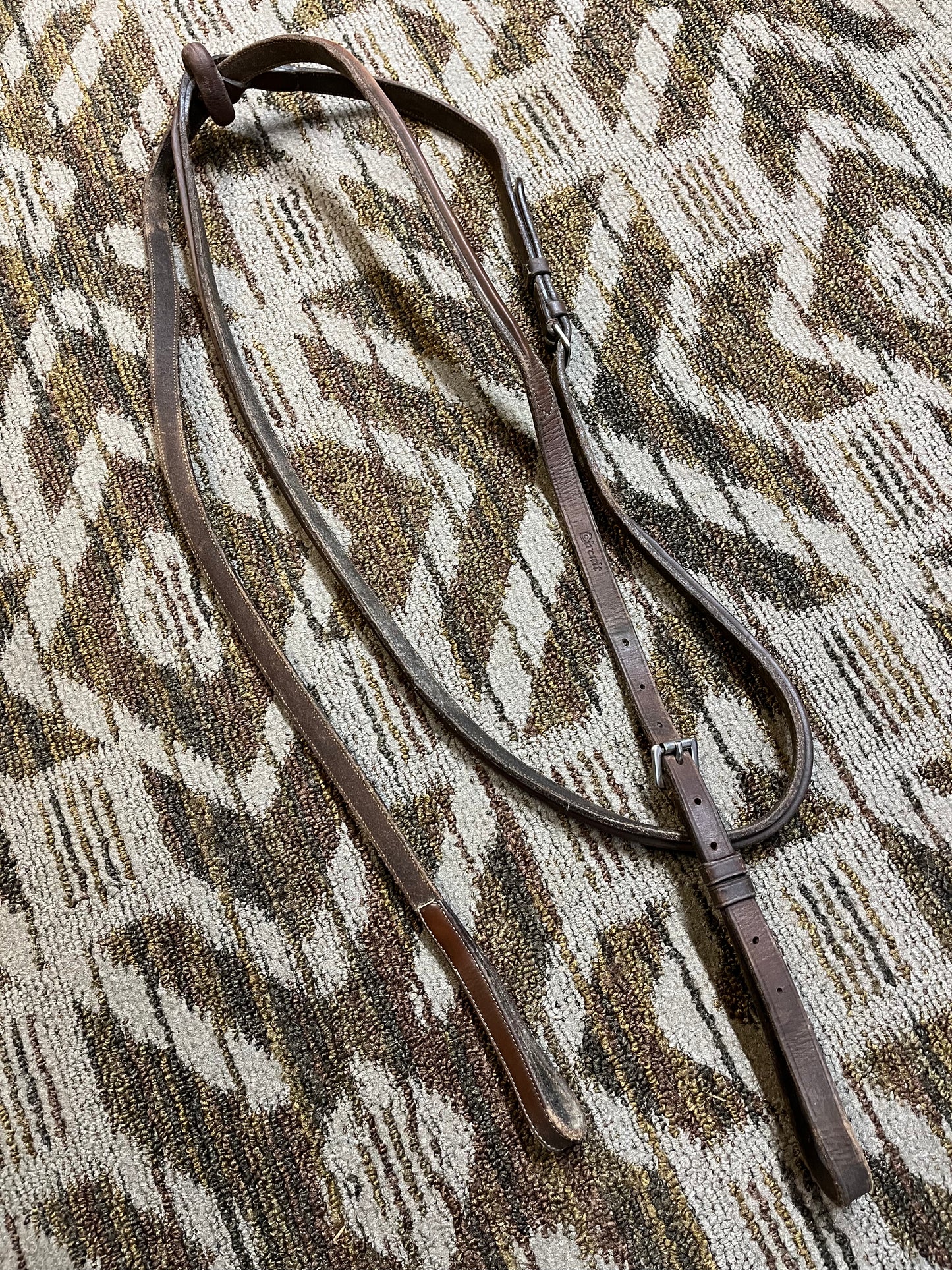 Circuit Raised Standing Martingale