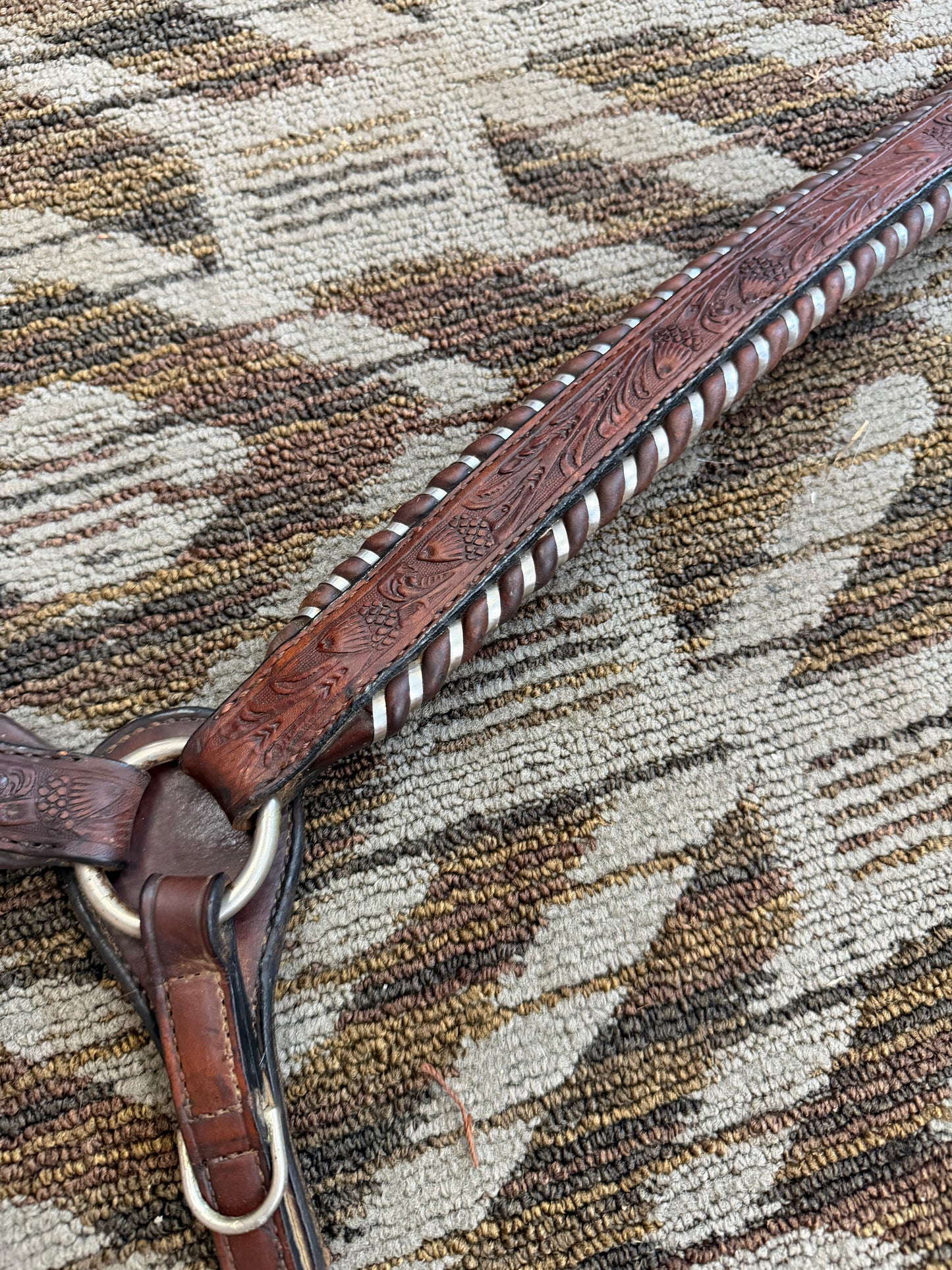 Silver Royal Vintage Breastcollar
