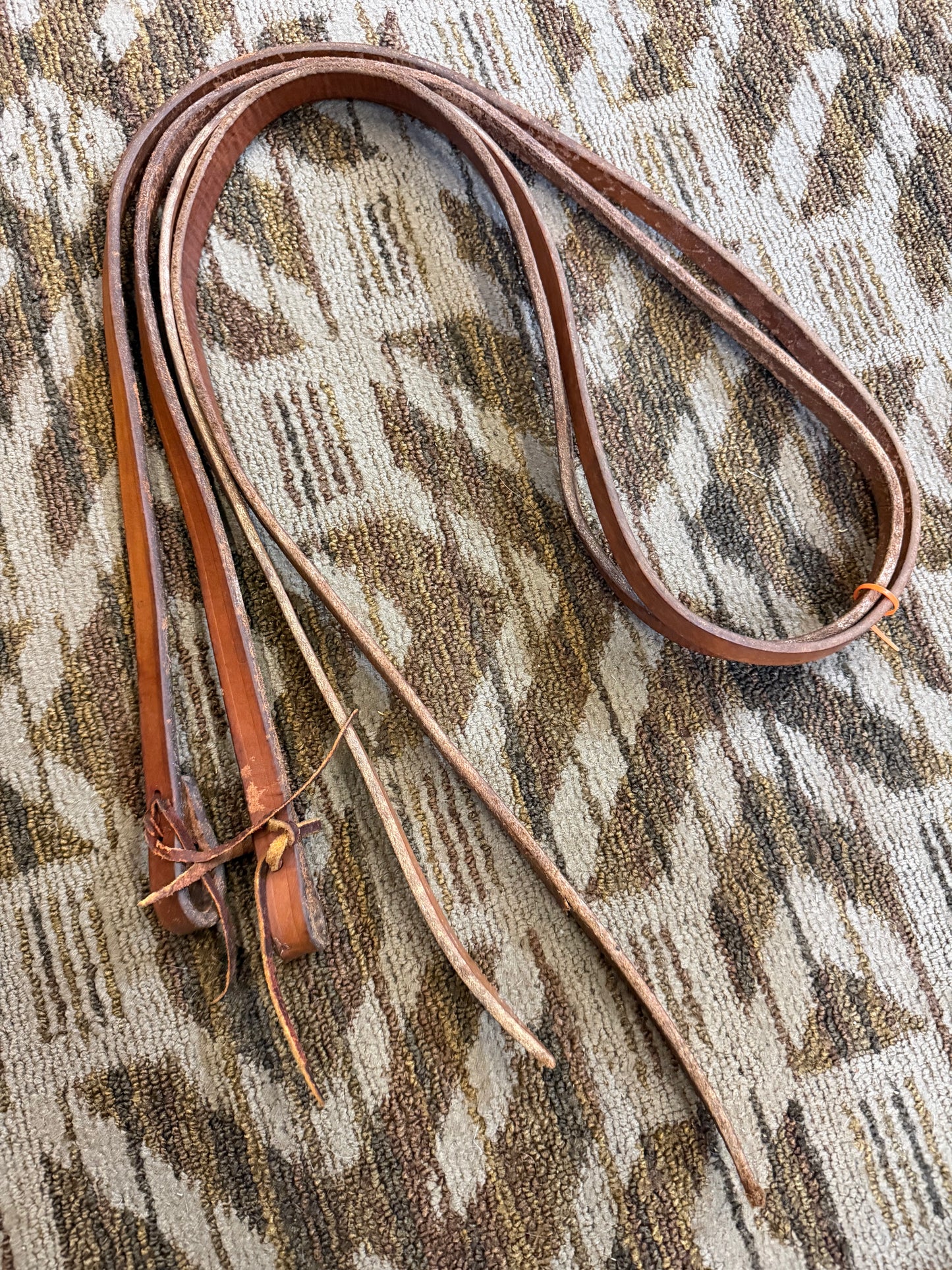 Medium Oil Split Reins