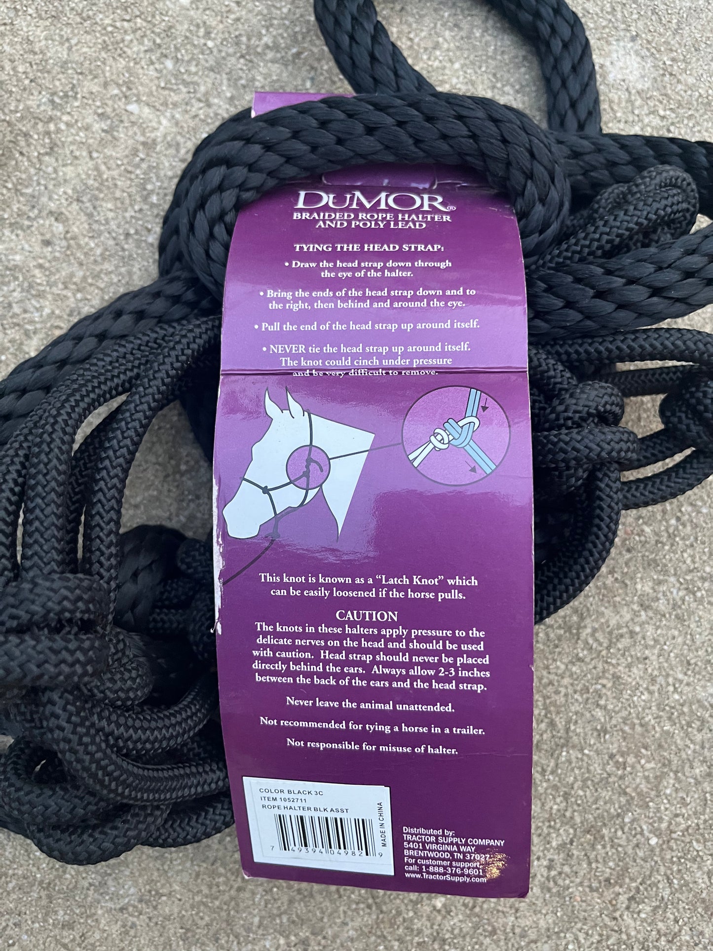 Dumor Rope Halter w/ Lead