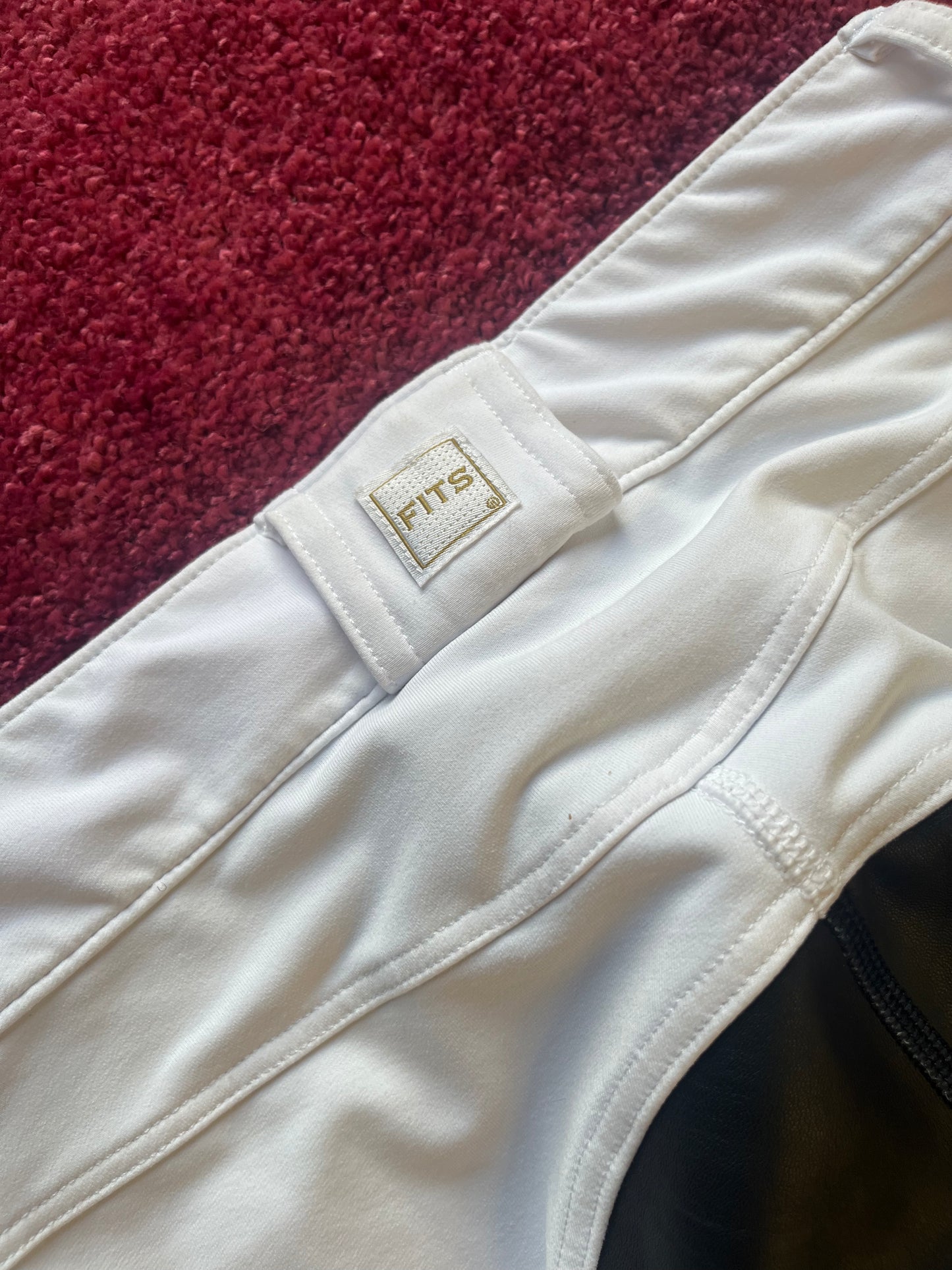 Fits Breeches - S