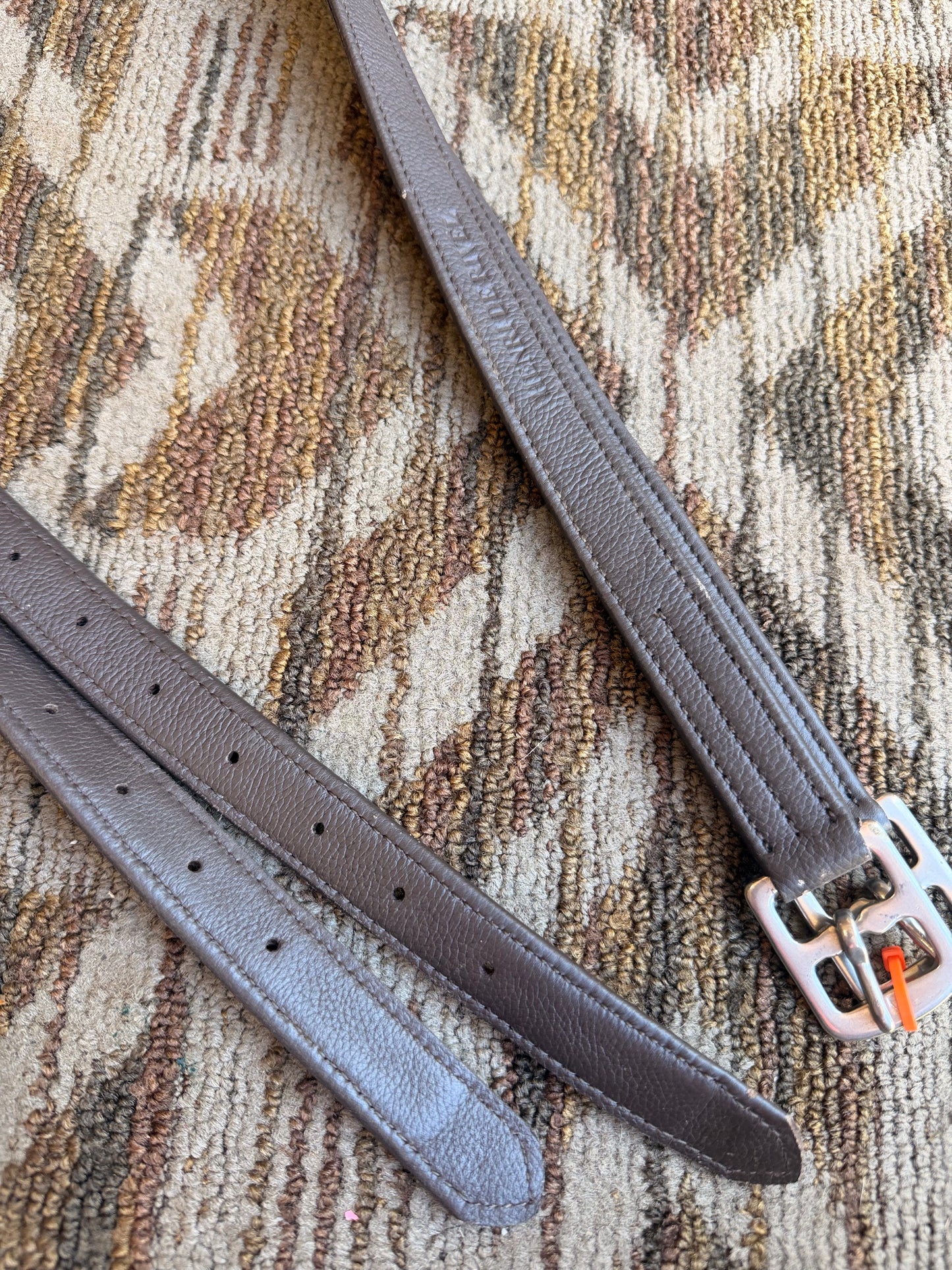 HDR Lined Stirrup Leathers - 54”