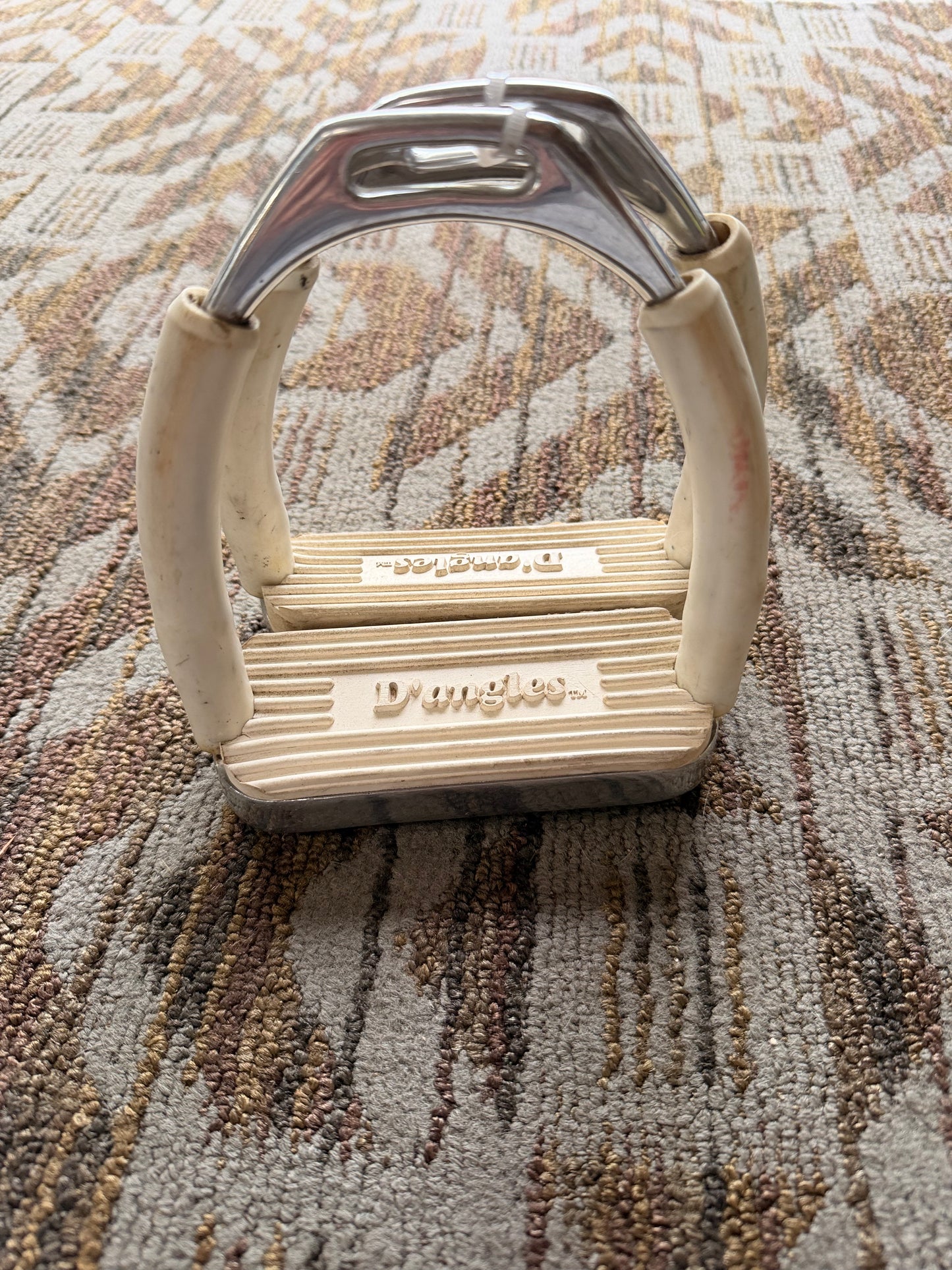 Jointed Stirrups w/ Angled Pads