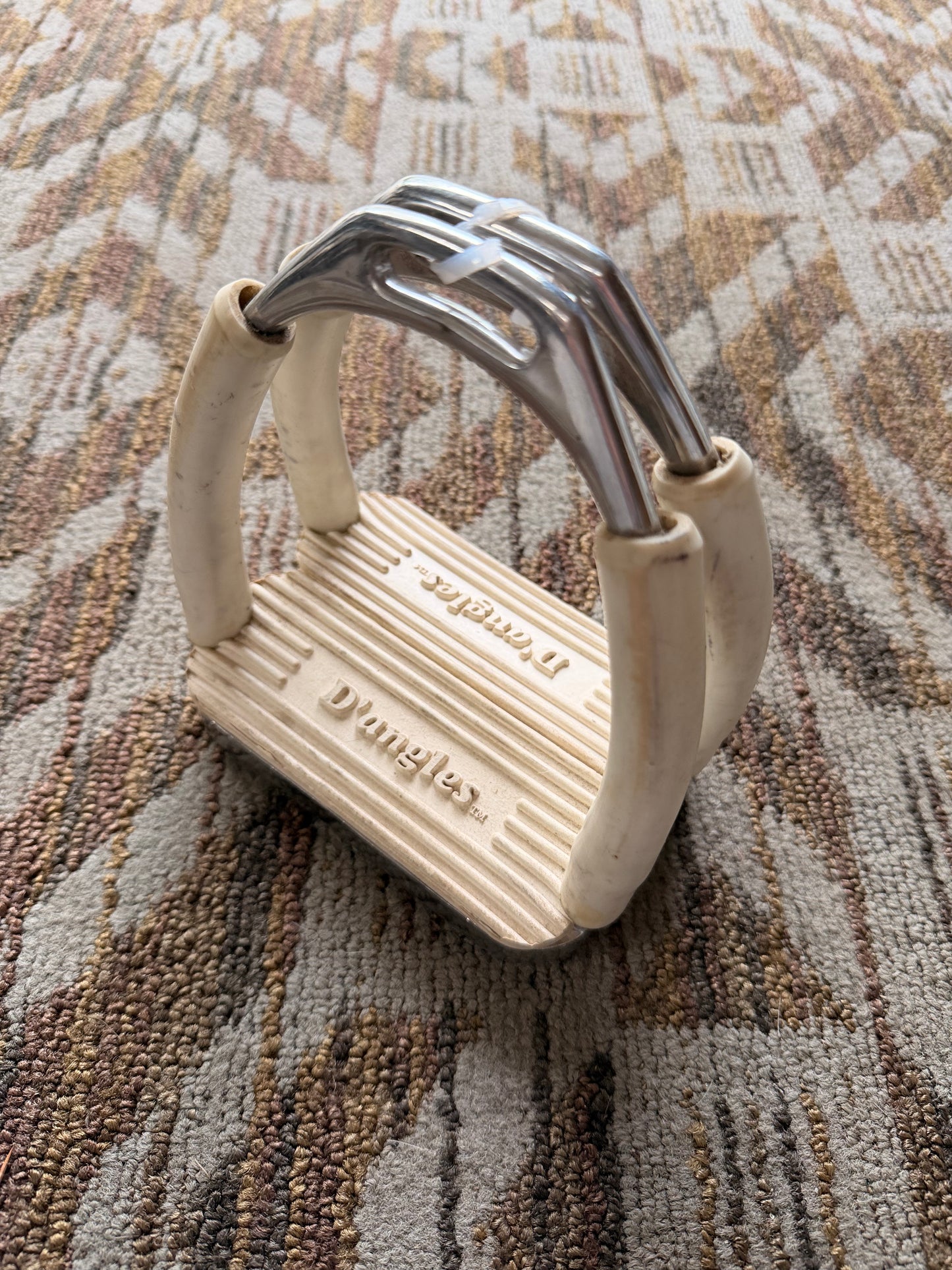 Jointed Stirrups w/ Angled Pads