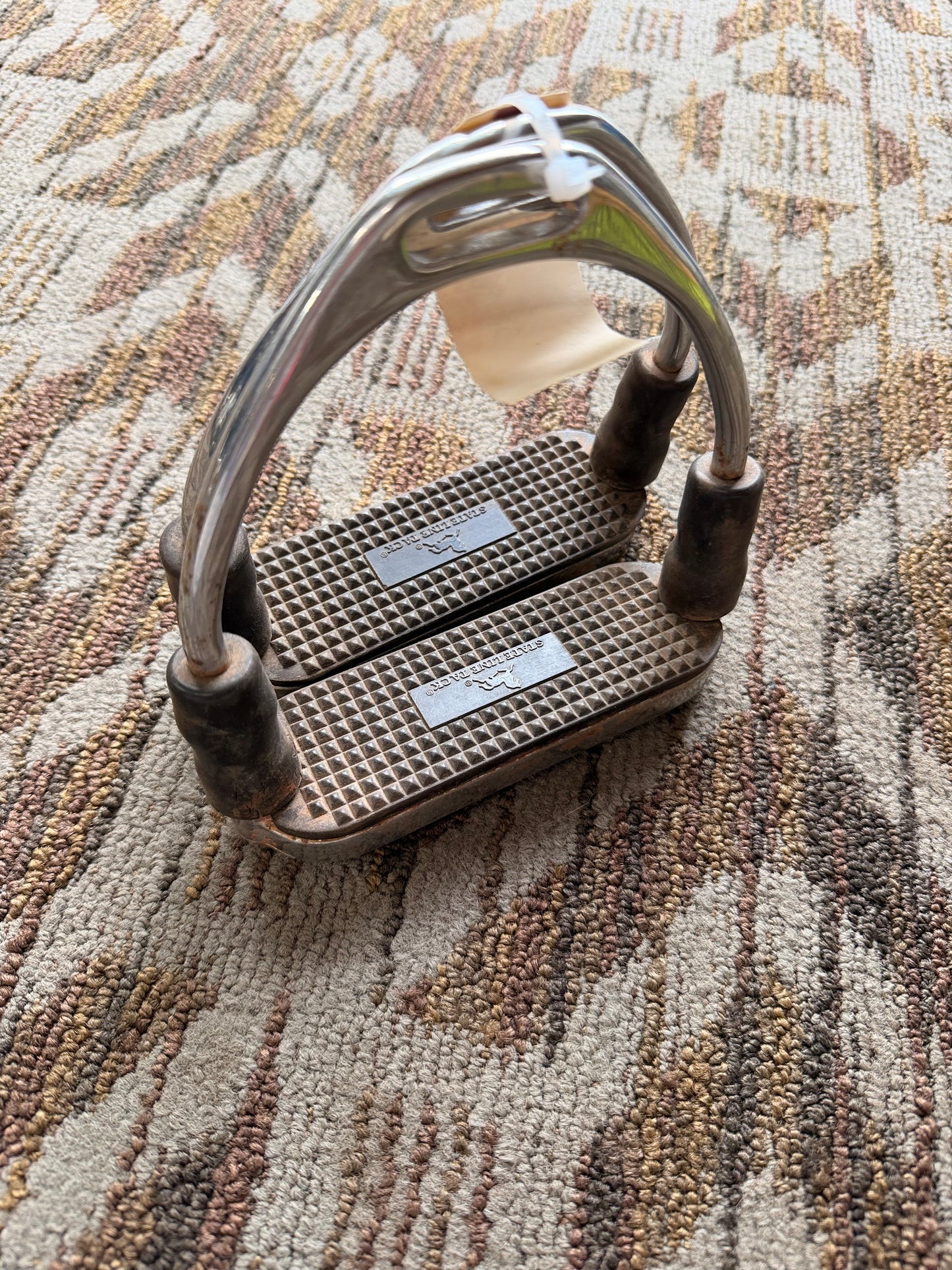 State Line Tack Jointed Stirrups