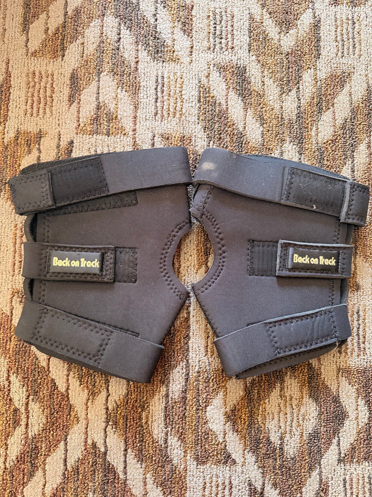 Back on Track Hock Boots