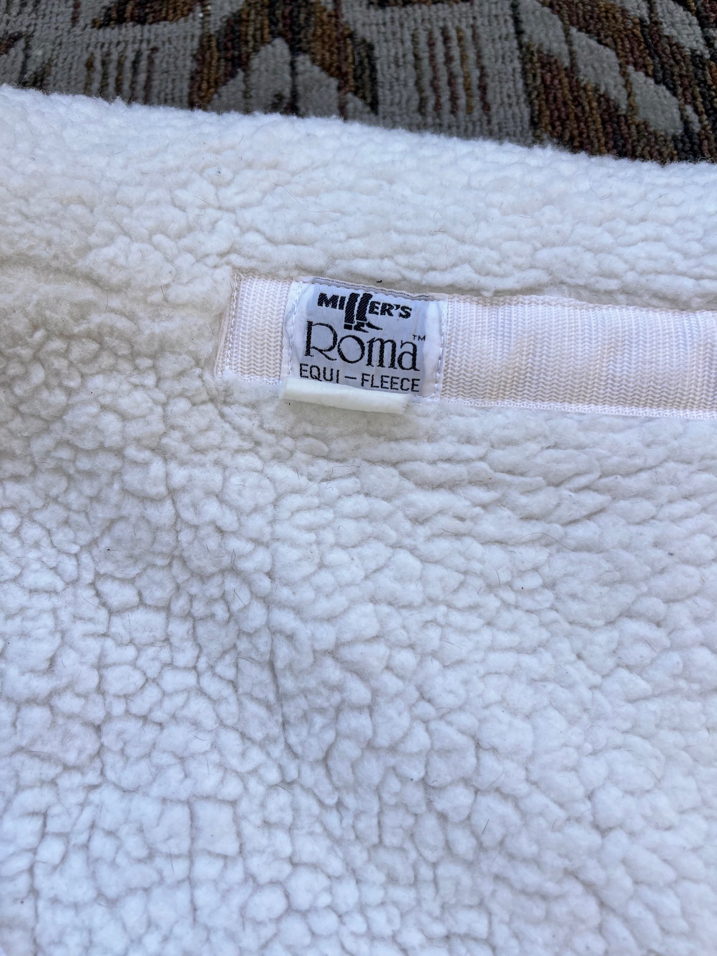 Roma Equi-Fleece Fitted Pad