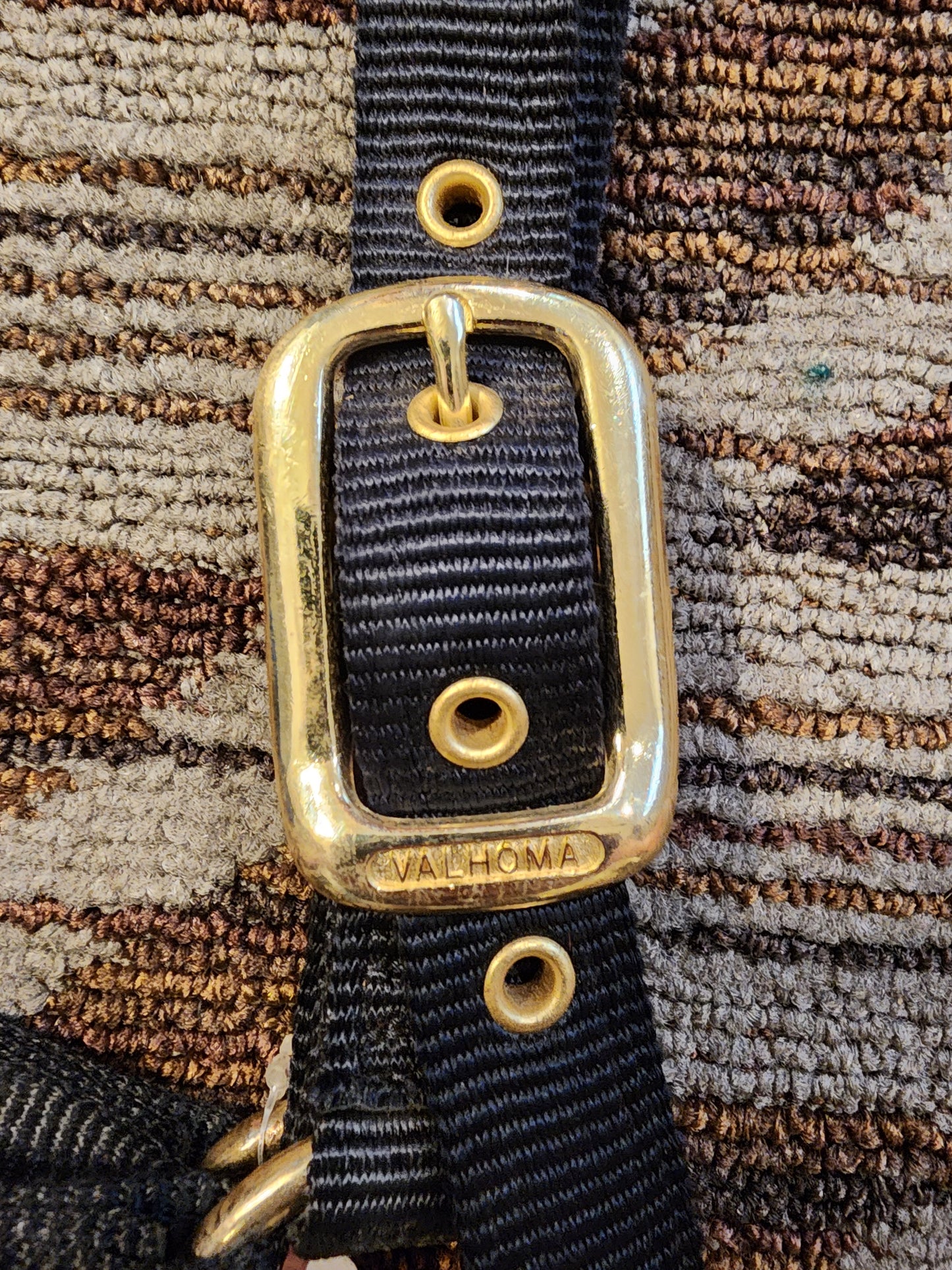 Valhoma Halter