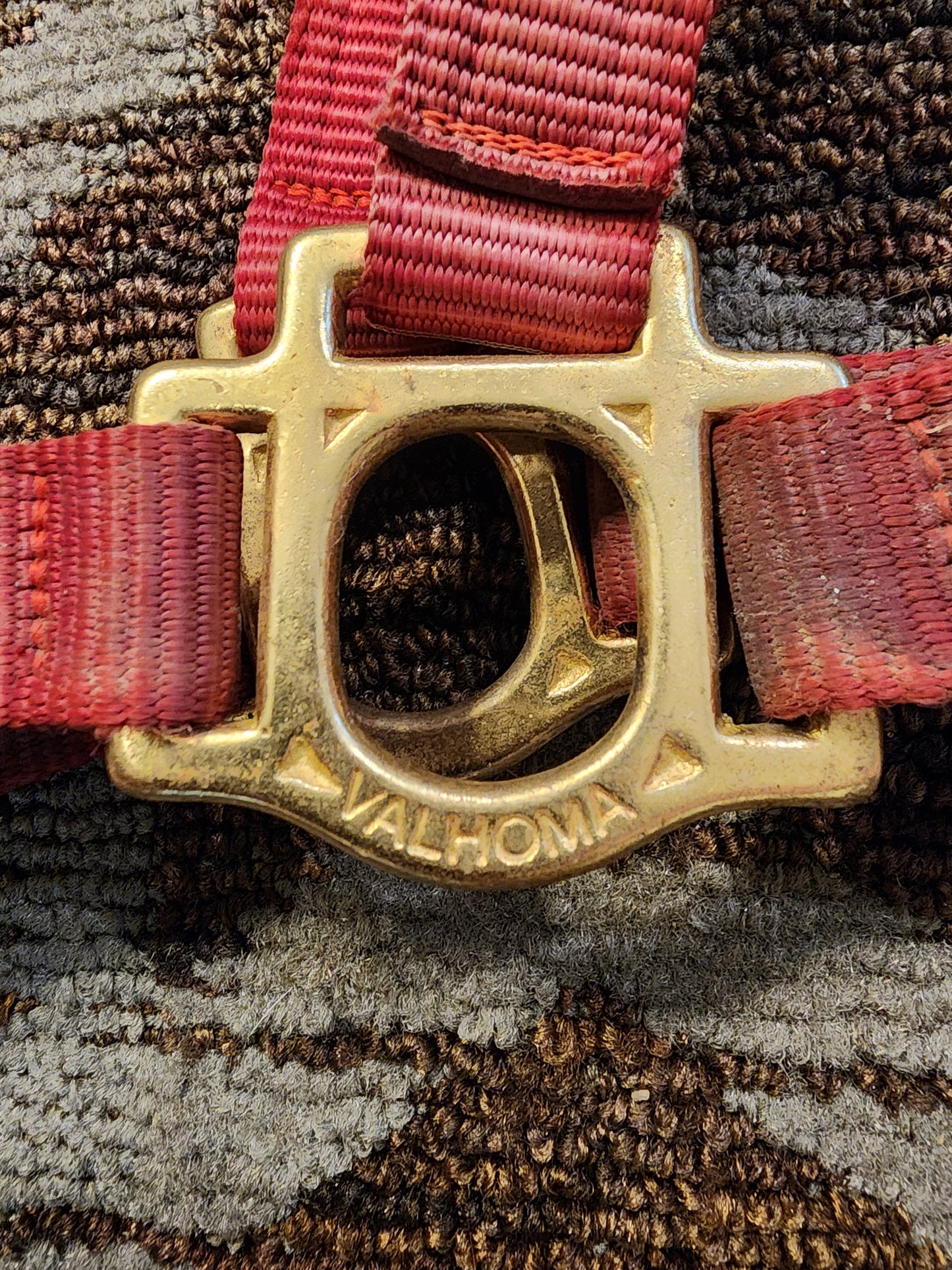 Valhoma Halter
