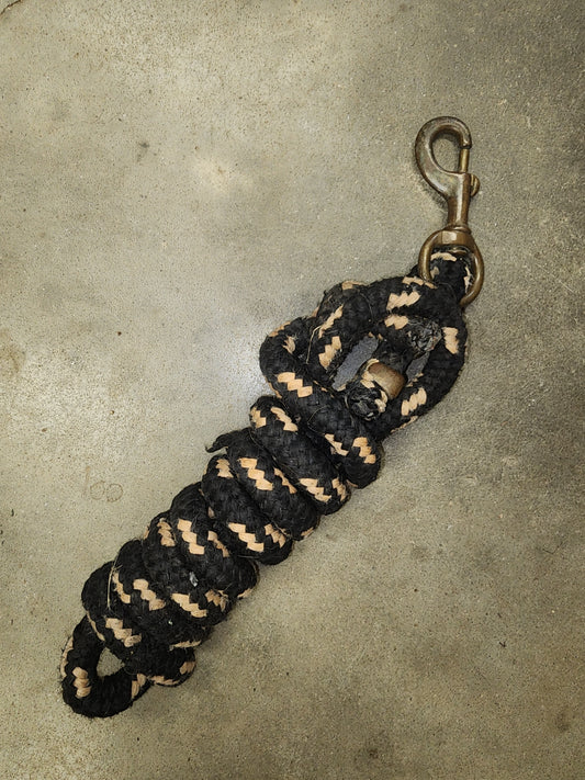 Black and Brown Lead Rope